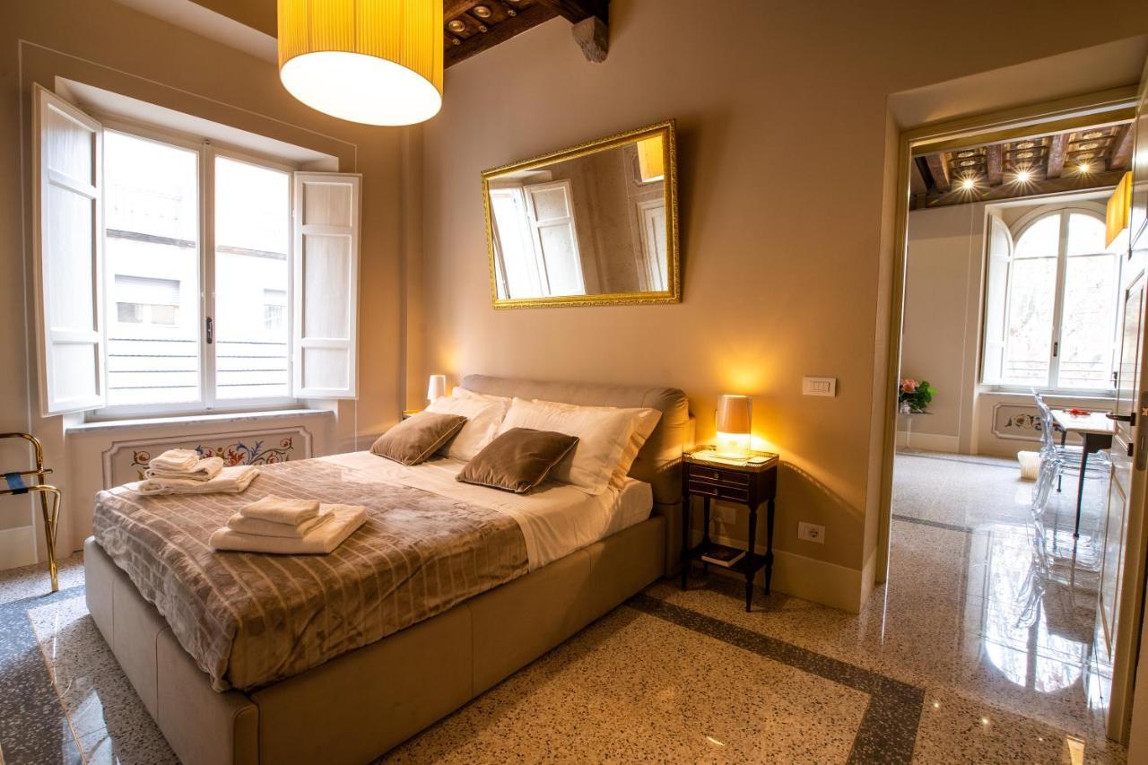 Noble Floor Luxury Apartments Lucques Extérieur photo