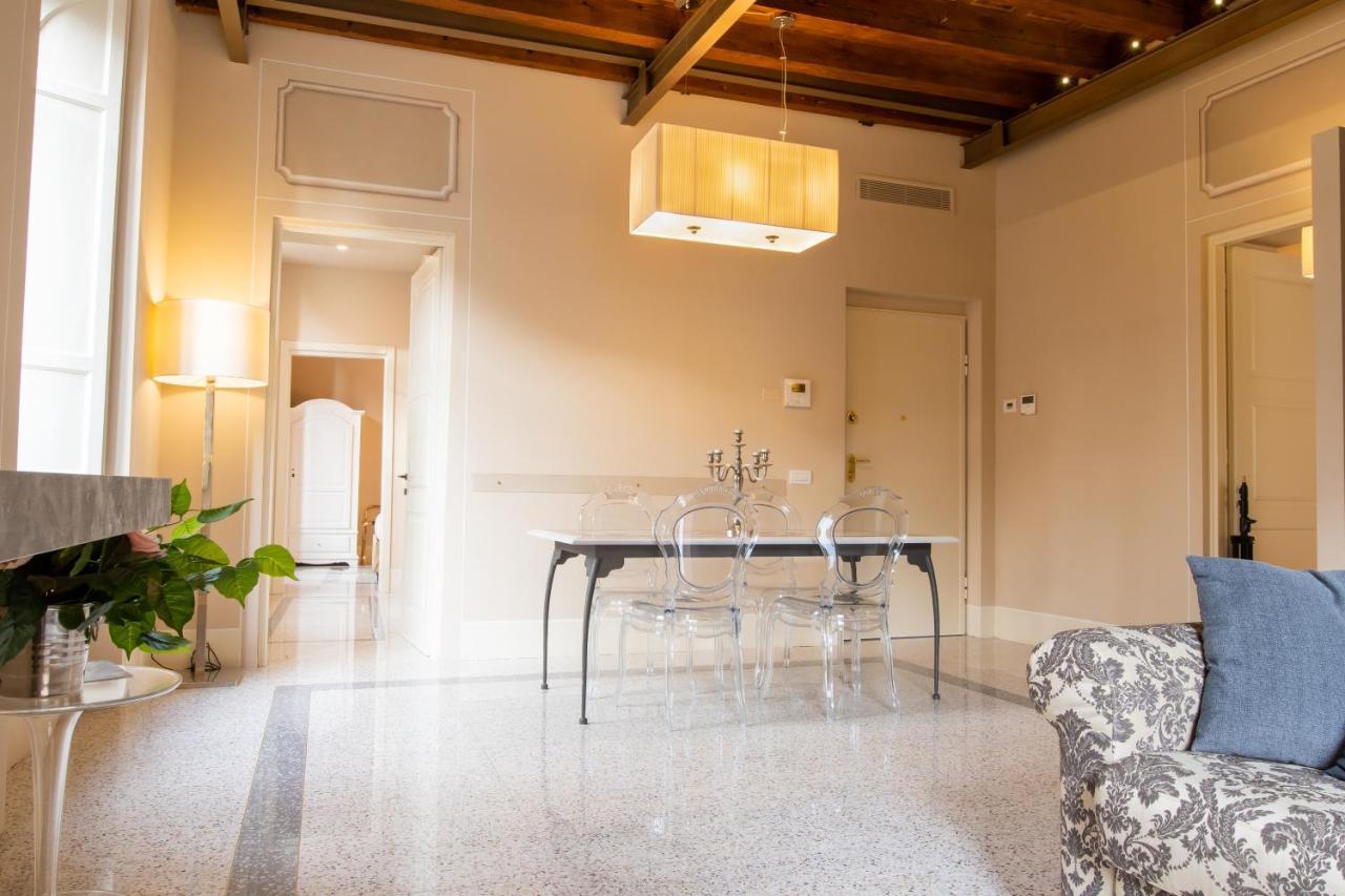 Noble Floor Luxury Apartments Lucques Extérieur photo