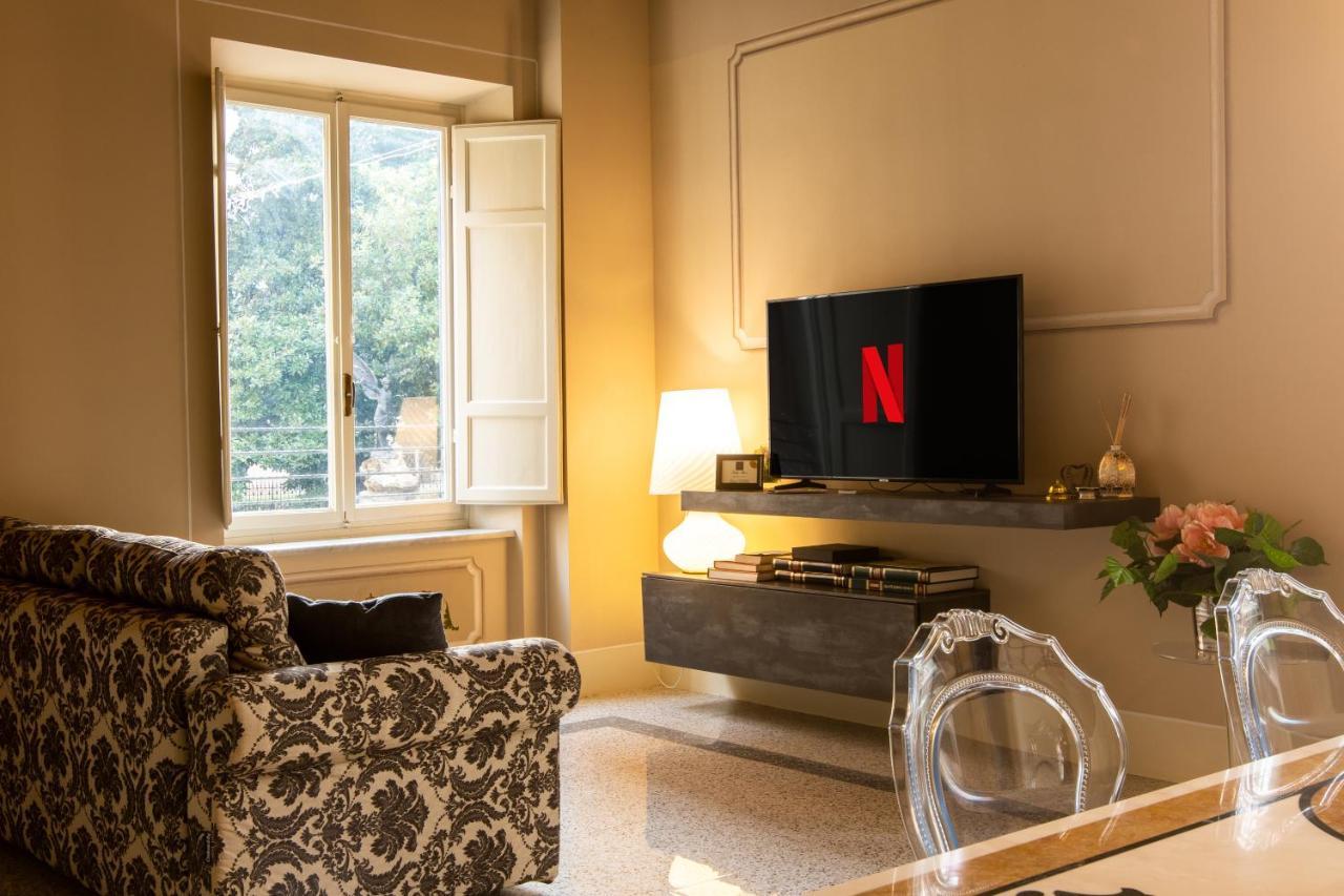 Noble Floor Luxury Apartments Lucques Extérieur photo