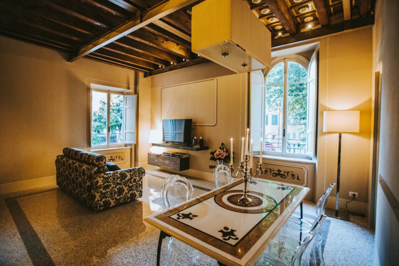 Noble Floor Luxury Apartments Lucques Extérieur photo